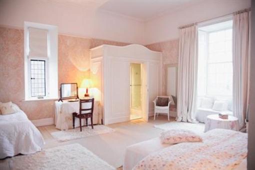 фото отеля Butley Priory Bed & Breakfast Woodbridge (England)