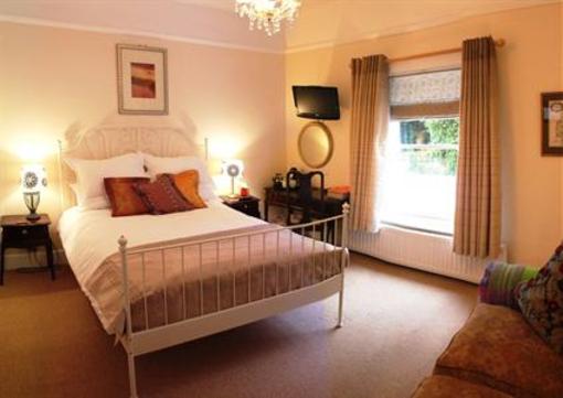 фото отеля Rosehill Rooms and Cookery