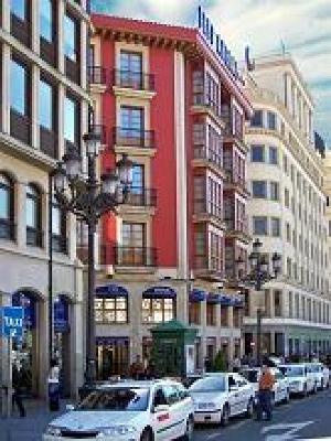 фото отеля Tryp Arenal Hotel