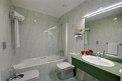 фото отеля Tryp Arenal Hotel
