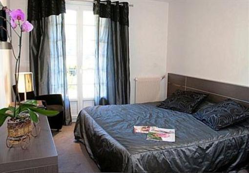 фото отеля Hotel Le Bellevue Prats-de-Mollo-la-Preste