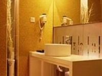 Haicheng Hotel