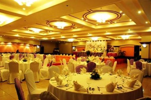 фото отеля Grand Regal Hotel Bacolod