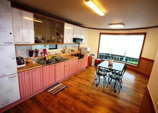 фото отеля HK Jeju 3 Guesthouse