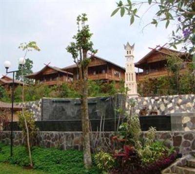 фото отеля Rumah Jambuluwuk Ciawi