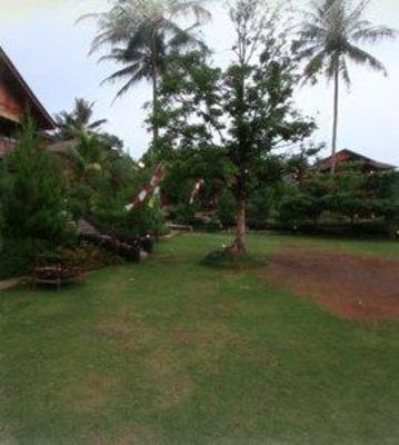 фото отеля Rumah Jambuluwuk Ciawi