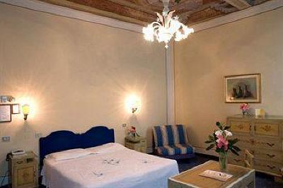 фото отеля Europa Hotel Ferrara