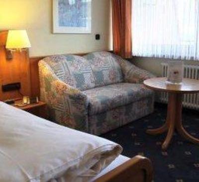 фото отеля Hotel Krone Niefern-Oschelbronn