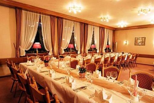 фото отеля Hotel Krone Niefern-Oschelbronn