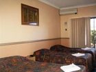 фото отеля Overlander Hotel Motel