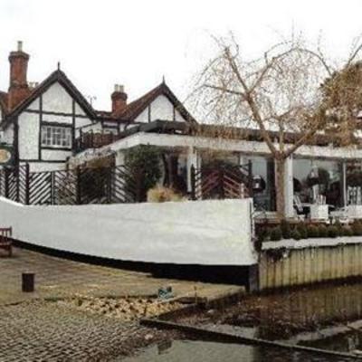 фото отеля The Waterside Inn Bray (England)