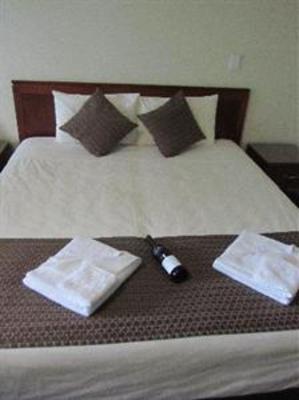 фото отеля Strath Motel