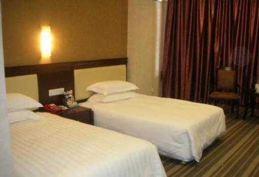 фото отеля Royal Guard Inn