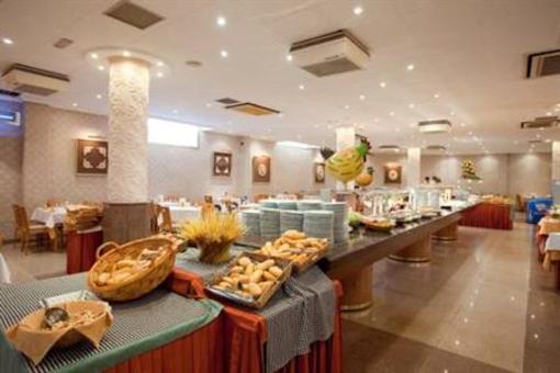 фото отеля Apartamentos Arago Cambrils