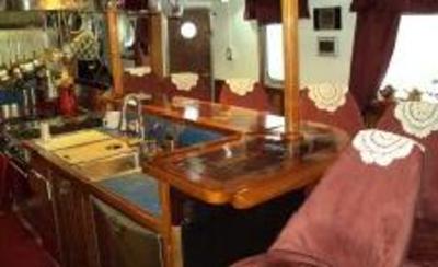 фото отеля Alaska Pirate's Pride Floating Bed and Breakfast