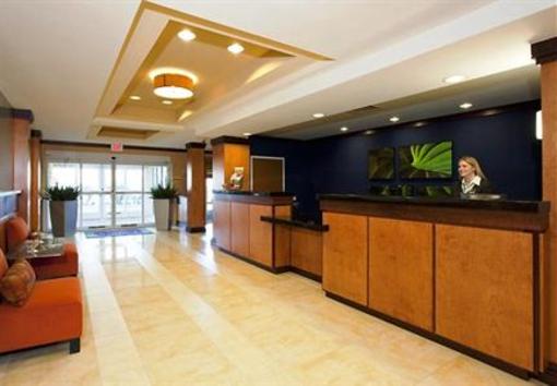 фото отеля Fairfield Inn and Suites Marriott
