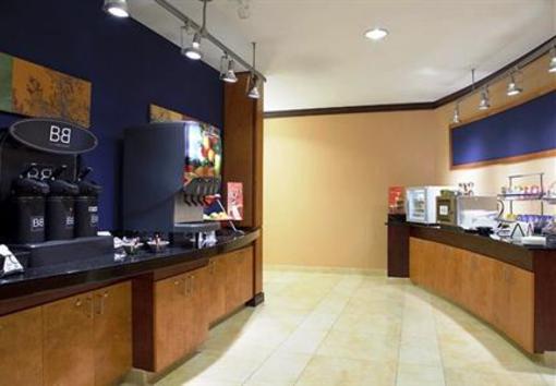 фото отеля Fairfield Inn and Suites Marriott