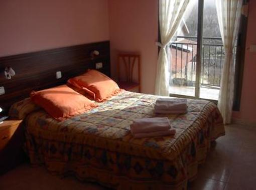 фото отеля Hostal Escarla