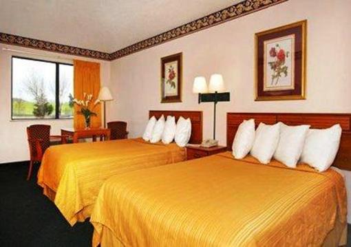 фото отеля Quality Inn Marianna
