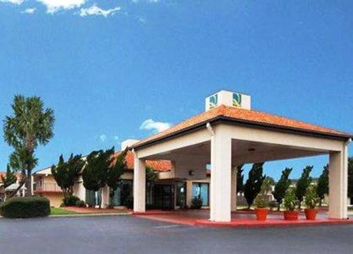 фото отеля Quality Inn Marianna