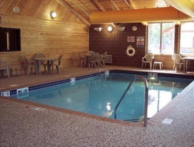 фото отеля Pine Peaks Lodge and Suites