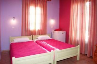 фото отеля Christinis Rooms