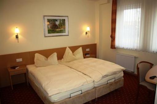фото отеля Hotel zur Waage Bad Münstereifel