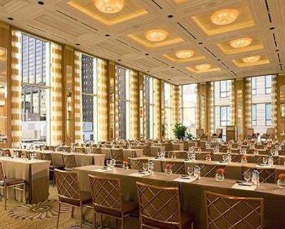 фото отеля The Peninsula Chicago