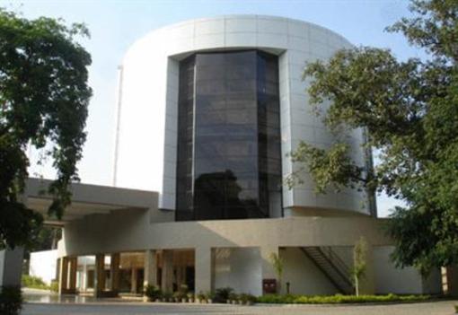 фото отеля Ramada Plaza JHV Varanasi