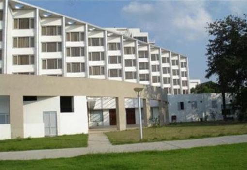 фото отеля Ramada Plaza JHV Varanasi