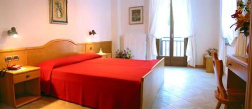фото отеля Adriana Family Hotel