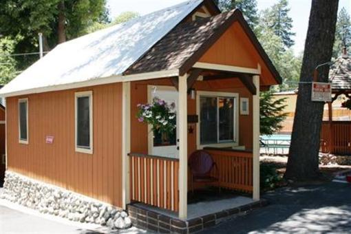 фото отеля Sleepy Hollow Cabins and Motel