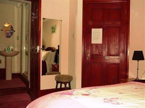 фото отеля The Old Plough Bed & Breakfast Tewkesbury