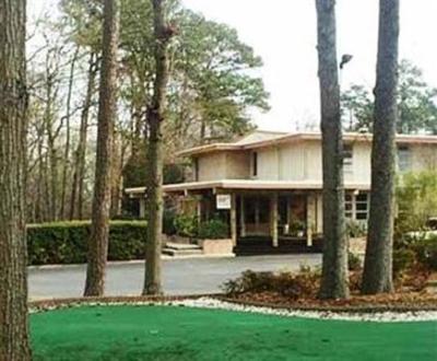 фото отеля Riverside Inn Cayce