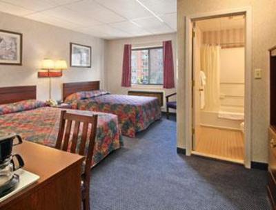 фото отеля Travelodge Lakewood