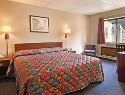 фото отеля Travelodge Lakewood