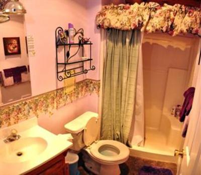 фото отеля Nature's Inn Bed & Breakfast