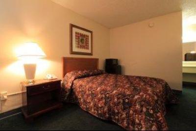 фото отеля Americas Best Value Inn Petersburg