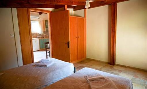 фото отеля Ilyessa Cottages