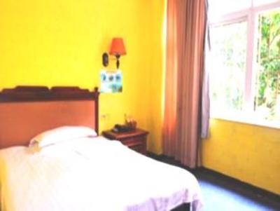 фото отеля Xiamen Penguin Hotel Yuejiang