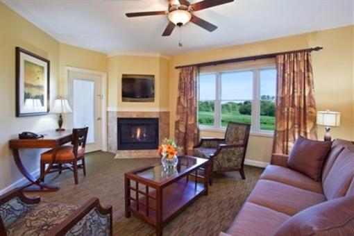 фото отеля Holiday Inn Club Vacations at Lake Geneva Resort