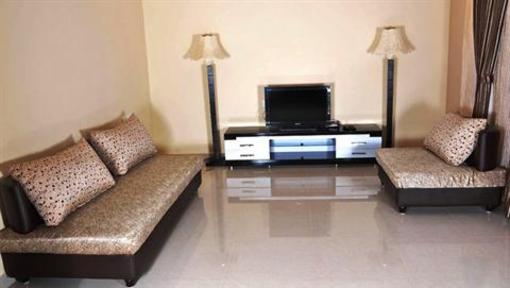 фото отеля Kaitlyns Hospitality Bangalore