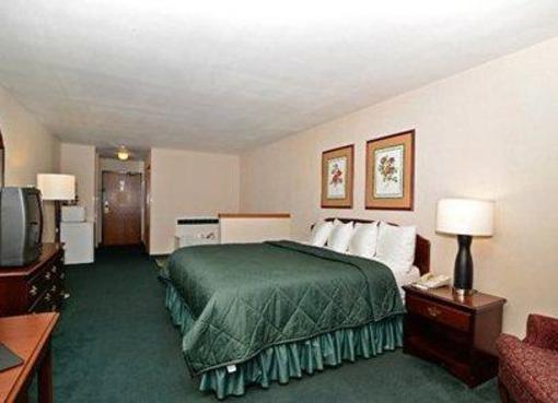 фото отеля Quality Inn & Suites of Stoughton