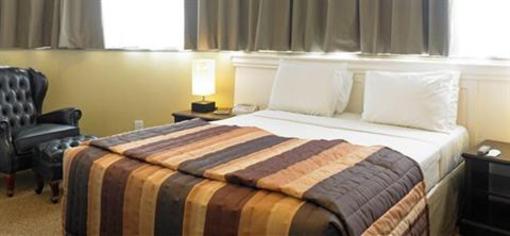 фото отеля Marques Plaza Hotel