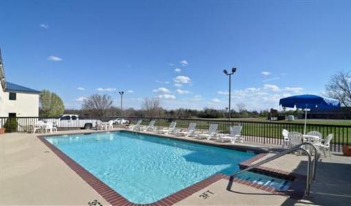 фото отеля Ardmore Inn & Suites