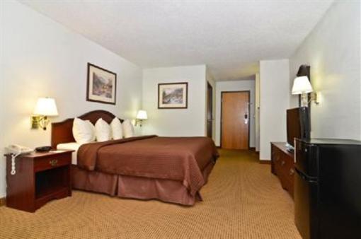 фото отеля Ardmore Inn & Suites