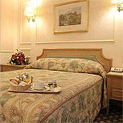 фото отеля Churchgate Hotel