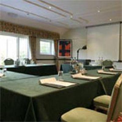 фото отеля Churchgate Hotel