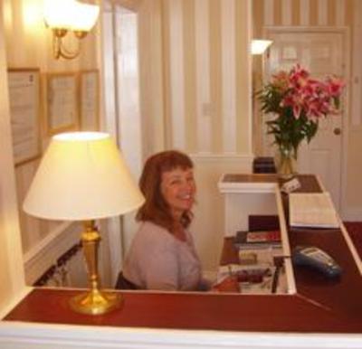 фото отеля Applegarth Guest House Stratford-upon-Avon