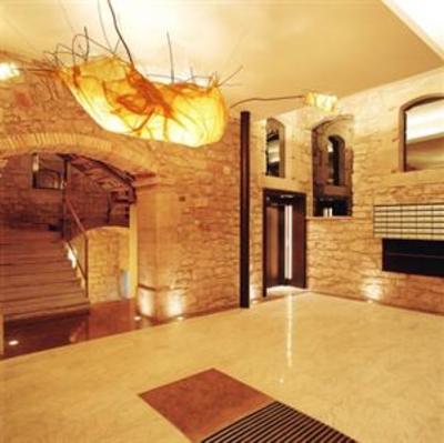 фото отеля Urbi Manresa Apartments